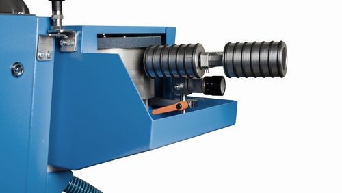 großer Snowboardservice: Belag ausbessern, schleifen, Kanten schleifen